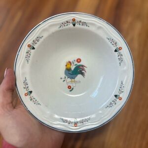 Vintage Oneida Rooster Farm Friends Serving Bowl in White, Blue & Teal